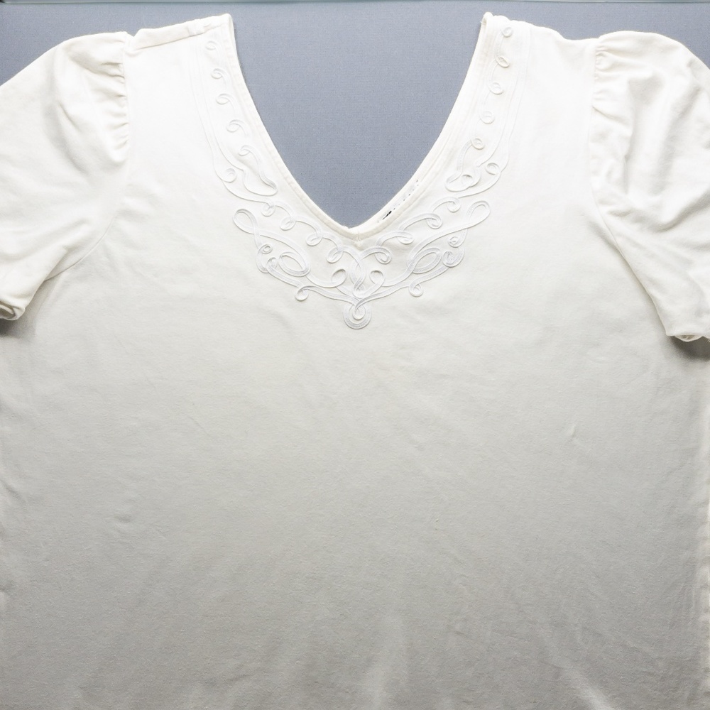 White V Front, V Back Embroidered Knit Top